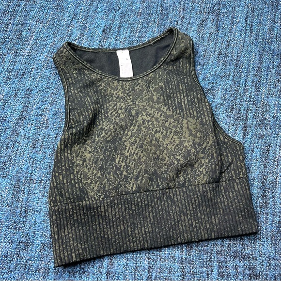 Lululemon Ebb to Train High Neck Longline Sports Bra in Rainforest Green 4 - Picture 2 of 6